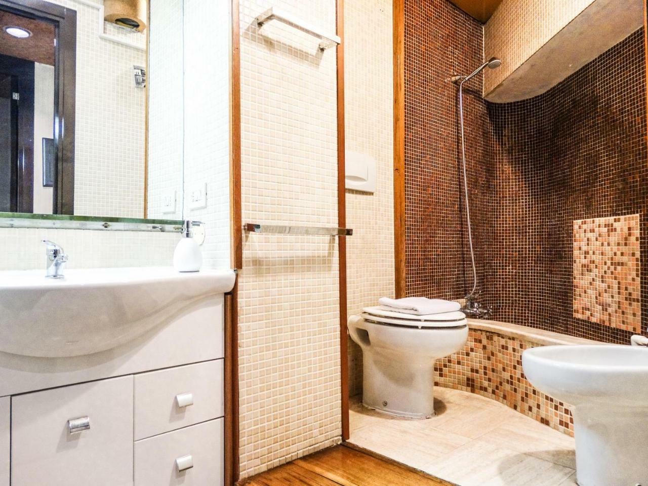 Spanish Steps Laurina Apartment Рим Екстер'єр фото