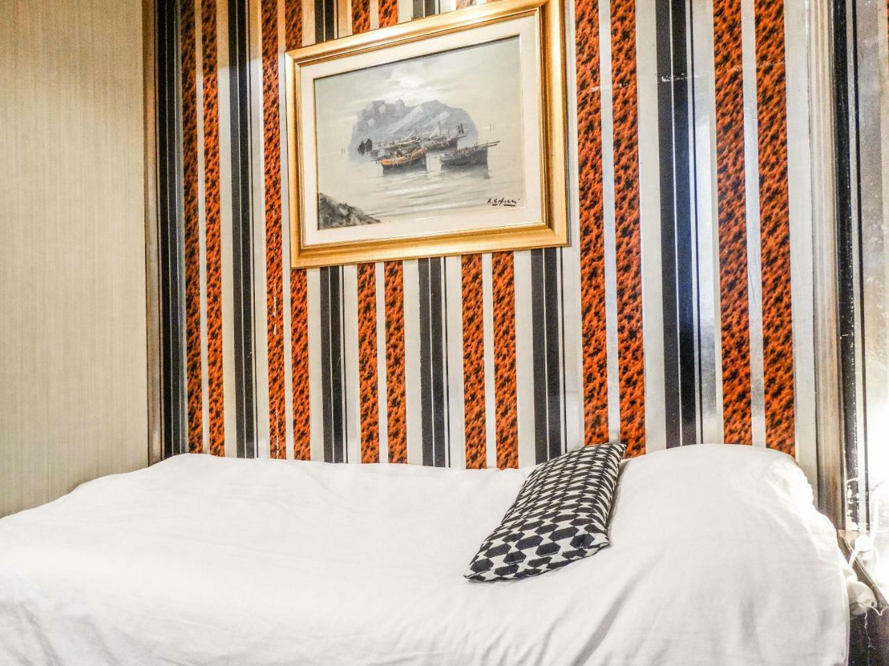 Spanish Steps Laurina Apartment Рим Екстер'єр фото